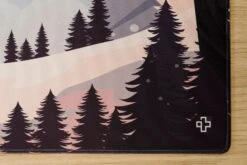 Deskmat Mousepad QwertyKey Winter Blast 4mm Stitched Edges(Deskmat Mousepad Qwertykey Winter Blast 4mm Margini Cusute) 19 Deskmat Mousepad QwertyKey Winter Blast 4mm Stitched Edges(Deskmat Mousepad Qwertykey Winter Blast 4mm Margini Cusute) -Mountup Store Deskamat WinterBlast6