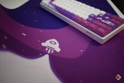 Deskmat Mousepad QwertyKey LiftOff 4mm Stitched Edges(Deskmat Mousepad Qwertykey Liftoff 4mm Margini Cusute) -Mountup Store Deskmat liftoffkeycaps 3