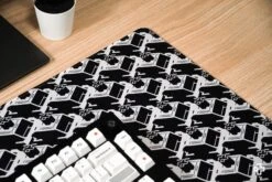 Deskmat Mousepad QwertyKey Graveyard 4mm Stitched Edges(Deskmat Mousepad Qwertykey Graveyard 4mm Margini Cusute) -Mountup Store Graveyard deskmat qwertykey4