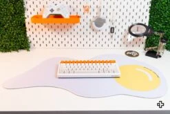 Deskmat Mousepad QwertyKey Egg 4mm Irregular Stitched Edges(Deskmat Mousepad Qwertykey Egg 4mm Margini Cusute Neregulat) -Mountup Store deskmat egg neregulat 3