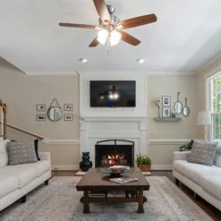 Full Motion Ceiling TV Mount For 26''-70'' TVs MUT0040 -Mountup Store swivel 2a749b3d 2489 45db bd3d bb33aa5d365d